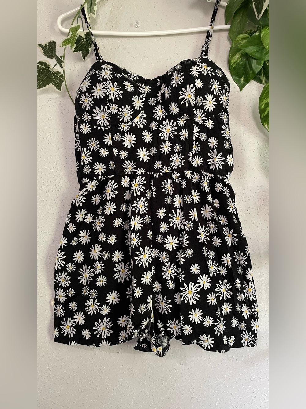 As U Wish Romper Margaritas Pockets Pads Black Size XL Summer 🌼